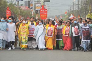 গ্যাসের মূল্যবৃদ্ধি প্রসঙ্গে মমতা’র টুইট 