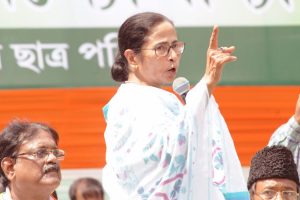 বেআইনি অস্ত্র উদ্ধারে পুলিশকে ১০ দিন সময় দিলেন মুখ্যমন্ত্রী