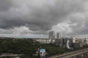 কলকাতা-সহ দক্ষিণবঙ্গে শনিবার থেকে হালকা বৃষ্টির পূর্বাভাস