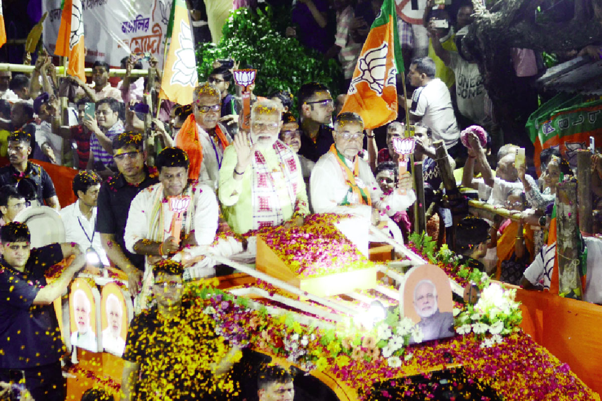 ‘মোদি সরকারকে মজবুত করতে বাংলাকে দরকার’