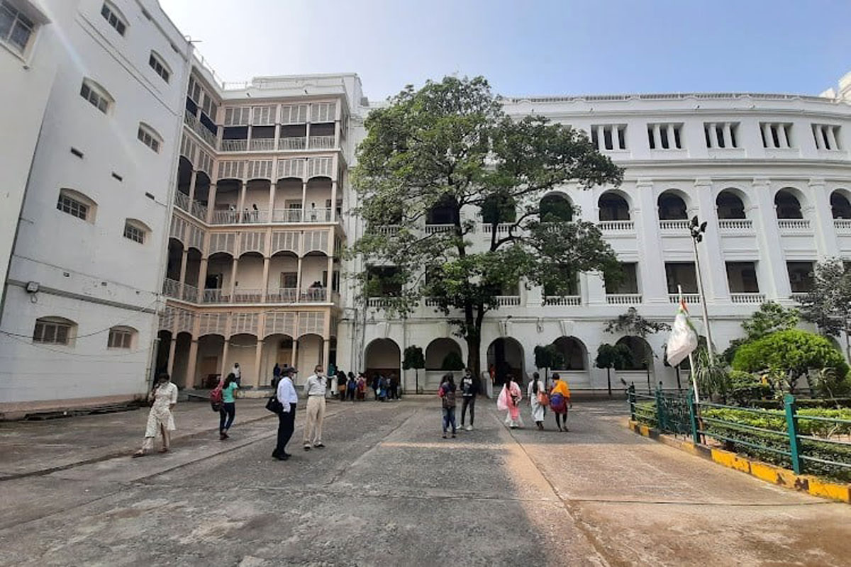 কলকাতা বিশ্ববিদ্যালয়ে ফের চালু হচ্ছে ”আর্ন হোয়াইল ইউ লার্ন”