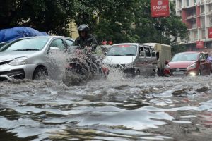 নিম্নচাপের ভ্রুকুটি, সপ্তাহ‍ব্যাপী কলকাতা–সহ দক্ষিণ‍বঙ্গে ভারী ‍বৃষ্টির সম্ভাবনা