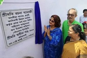 গুড়াপের হাইস্কুলে সাইকেল শেডের উদ্বোধন করলেন সাংসদ রচনা ব্যানার্জি