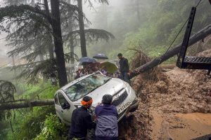 উত্তরাখণ্ড ও হিমাচলে মেঘভাঙা ‍বৃষ্টি, ফিরছে ২০১৩–র স্মৃতি