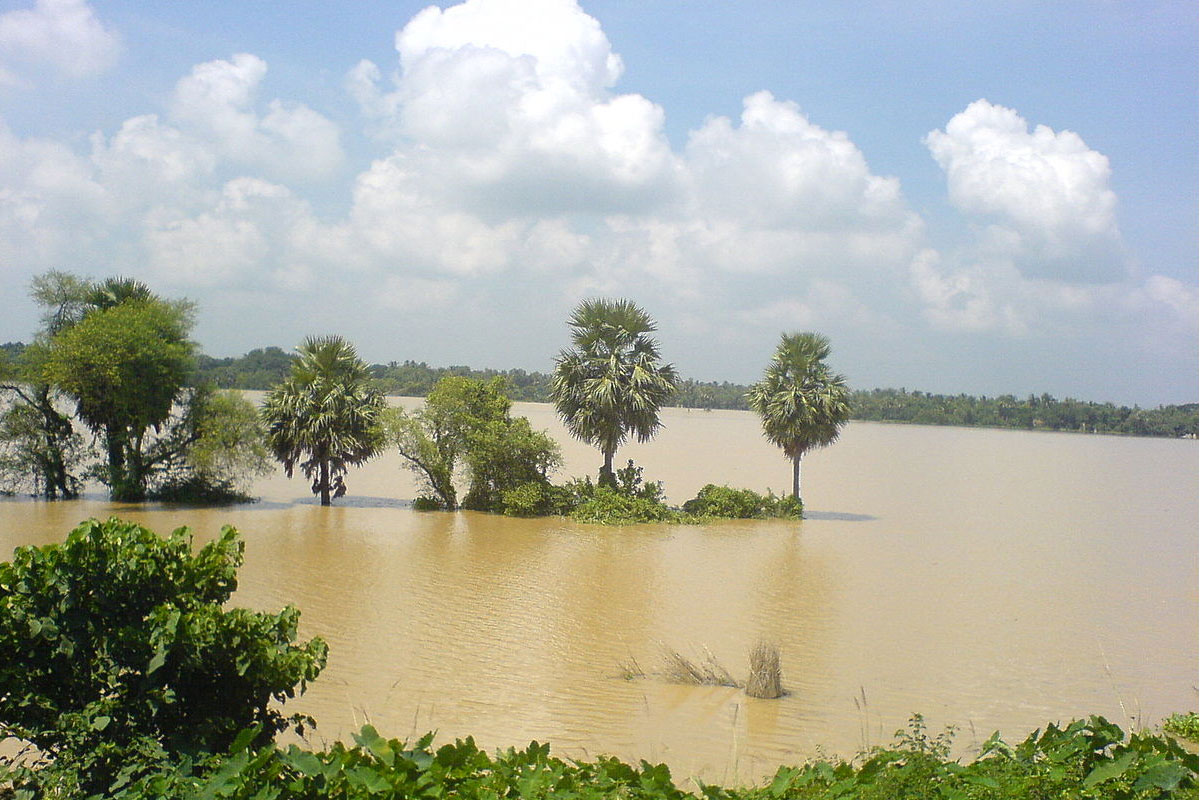 বন্যার দায় কেন্দ্রেরই