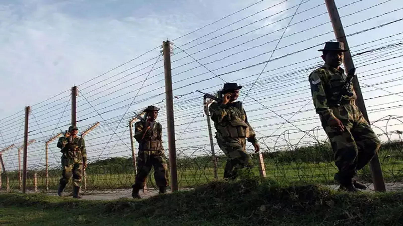 ৩১ হাজার কোটি টাকা ব্যয়ে ভারত ও মায়ানমার সীমান্তে কাঁটাতারের বেড়া