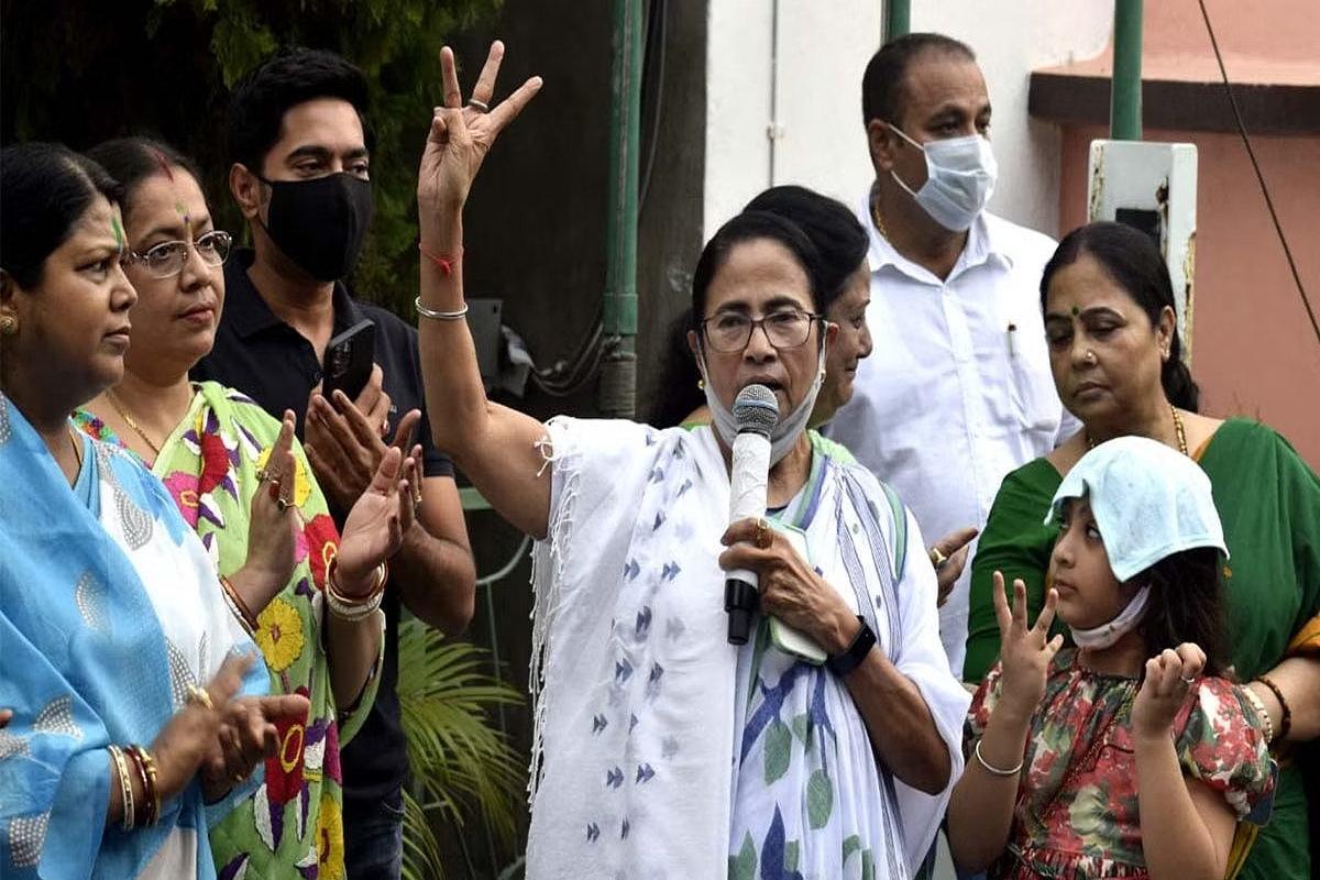 ভোটে জিততে মমতার ‘লক্ষ্মীর ভান্ডার’ ম্যাজিকেই বাজিমাত মহারাষ্ট্র ও ঝাড়খণ্ডে