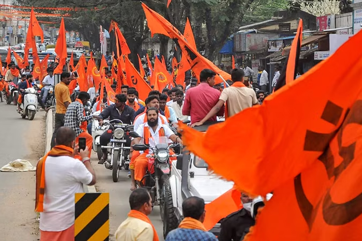 বিশ্ব হিন্দু পরিষদের সভায় বিতর্কিত মন্তব্য, বিচারপতিকে অপসারণের প্রস্তাব রাজ্যসভায়